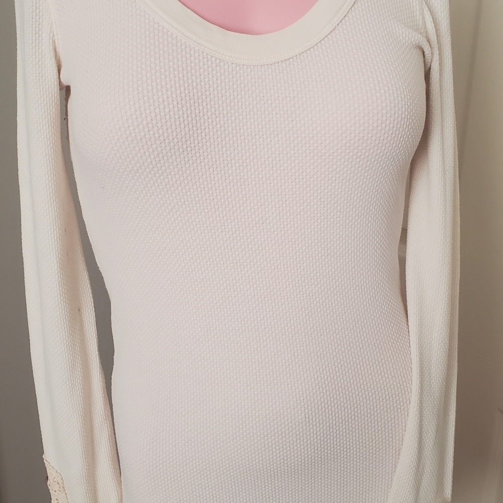 We the Free People Women's Size L Ivory Art School Cuff Thermal Top Shirt